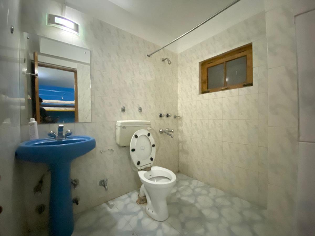 Happy Drifters Hostel Лех Екстериор снимка