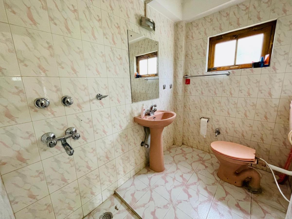 Happy Drifters Hostel Лех Екстериор снимка