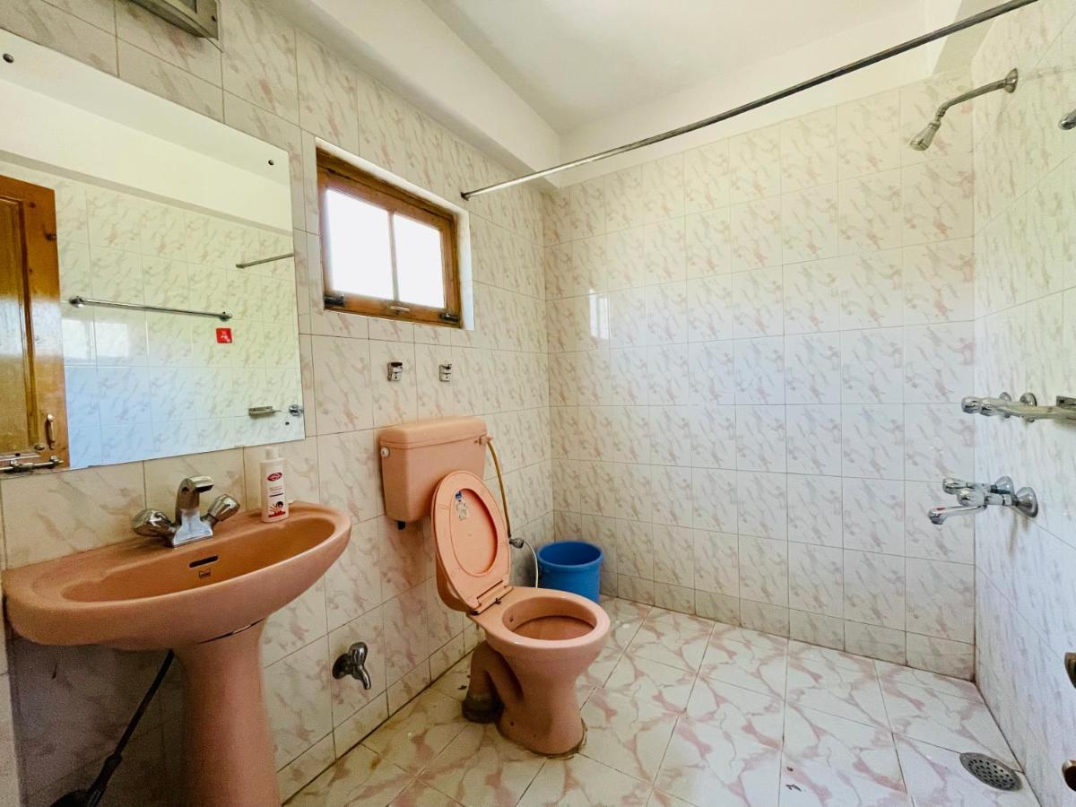 Happy Drifters Hostel Лех Екстериор снимка
